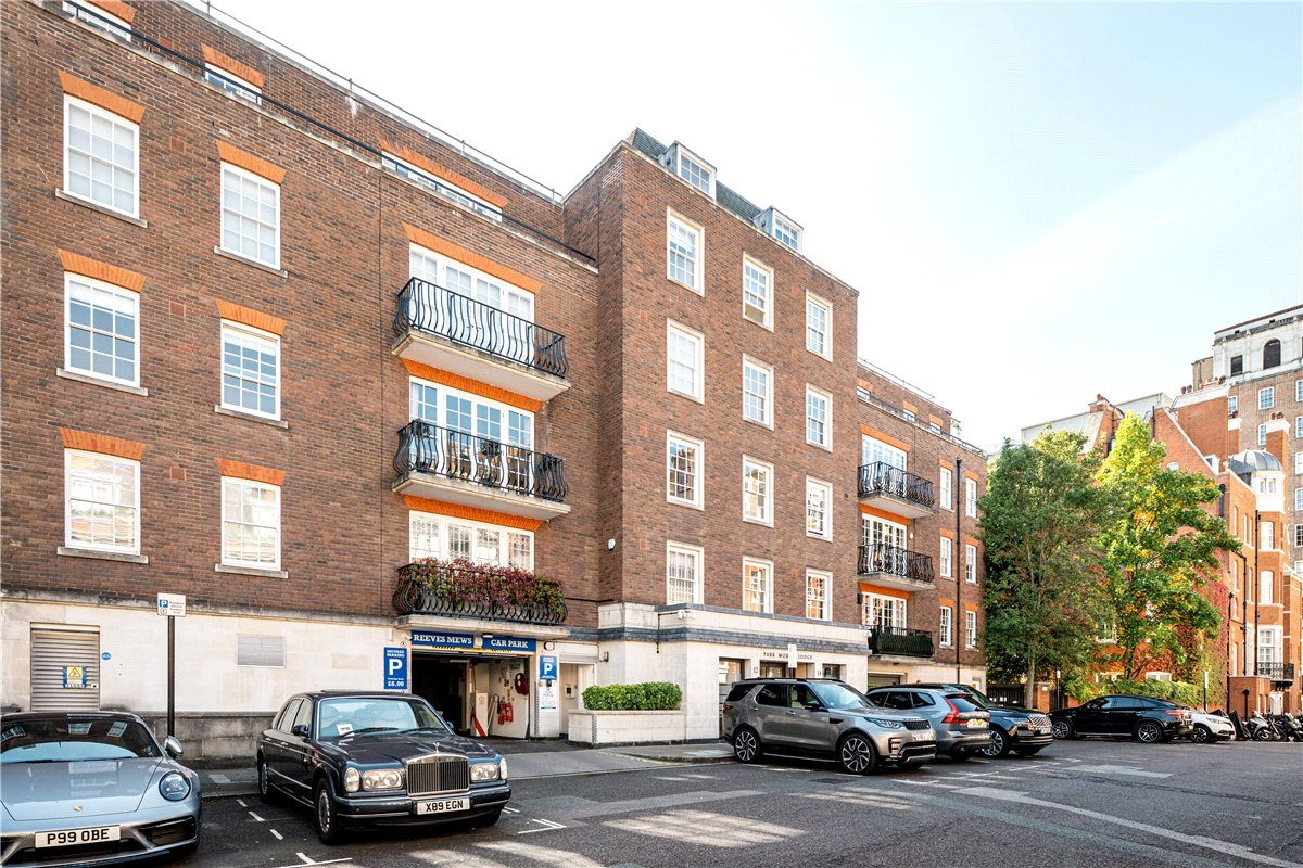 2 bedroom flat, Reeves Mews, Mayfair W1K - Available
