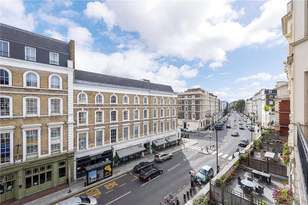 3 bedroom flat, St Georges Court, Gloucester Road SW7 - Available