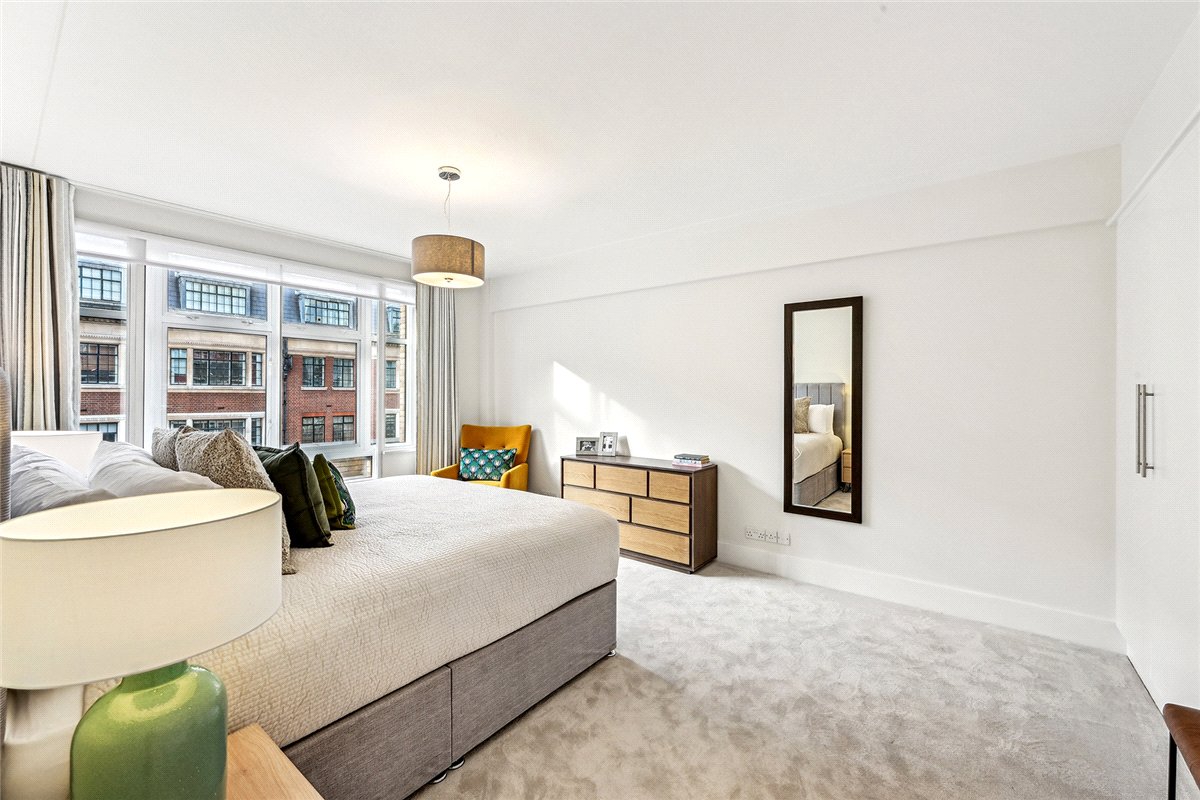 1 bedroom , Richmond Court, 200 Sloane Street SW1X - Available