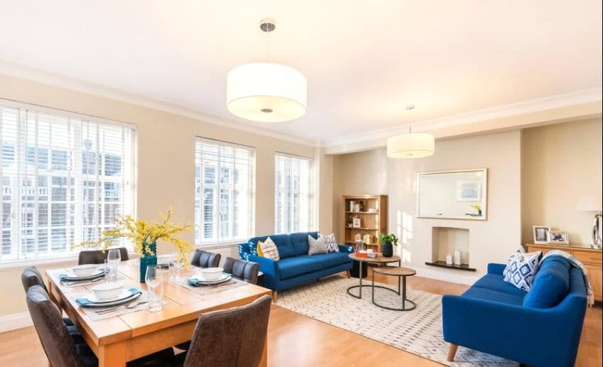 2 bedroom flat, Stafford Court, Kensington High Street W8 - Available