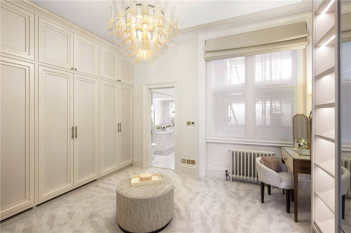 8 bedroom house, Mount Street, Mayfair W1K - Available