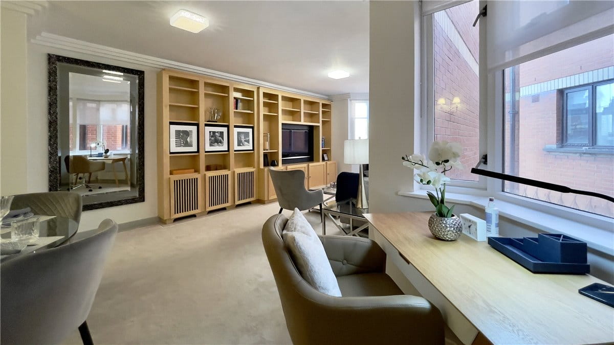 2 bedroom flat, Bourdon Street, Mayfair W1K - Available