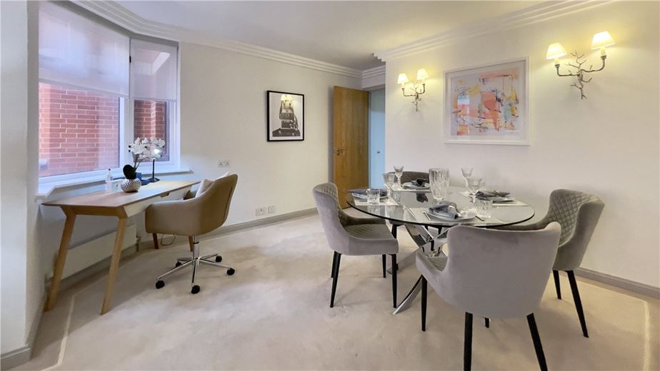 2 bedroom flat, Bourdon Street, Mayfair W1K - Available