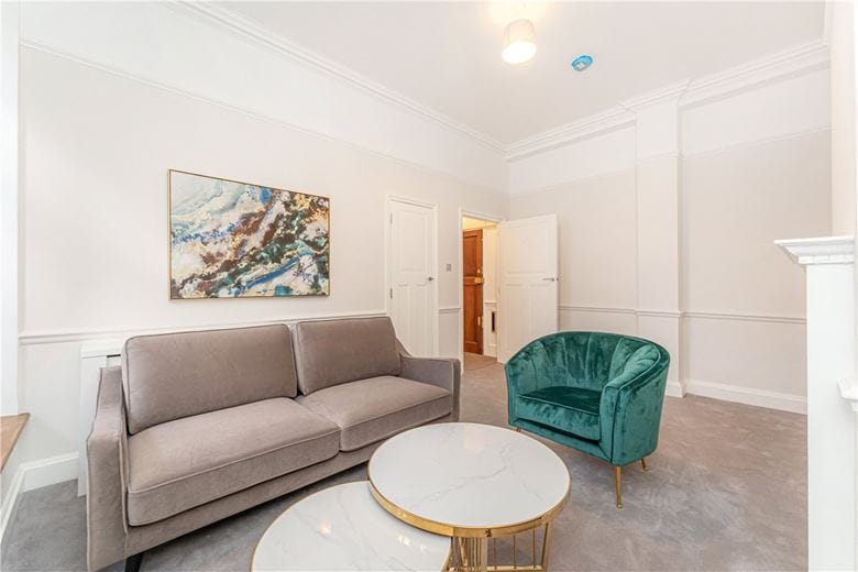 1 bedroom flat, Bury Street, St James's SW1Y
