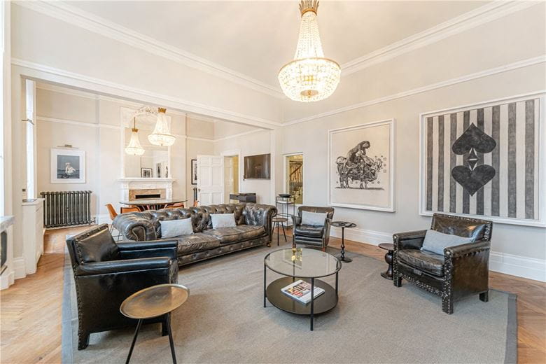 4 bedroom house, North Audley Street, Mayfair W1K - Available