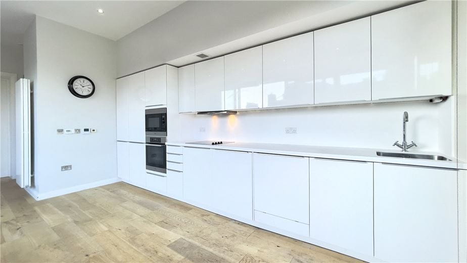 2 bedroom flat, Whetstone Park, Covent Garden WC2A - Available