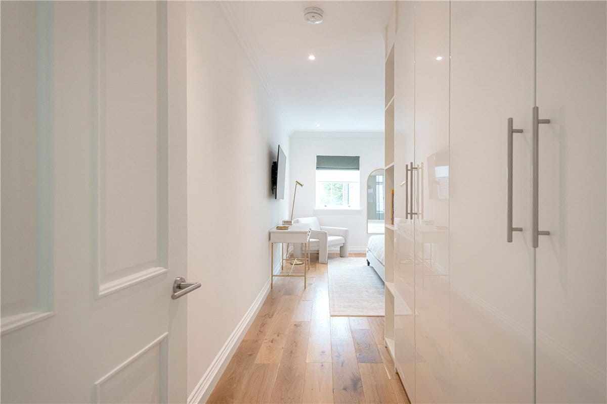 5 bedroom house, Catherine Place, Westminster SW1E - Available