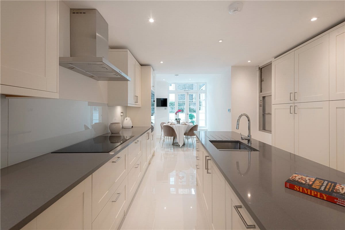 5 bedroom house, Catherine Place, Westminster SW1E - Available