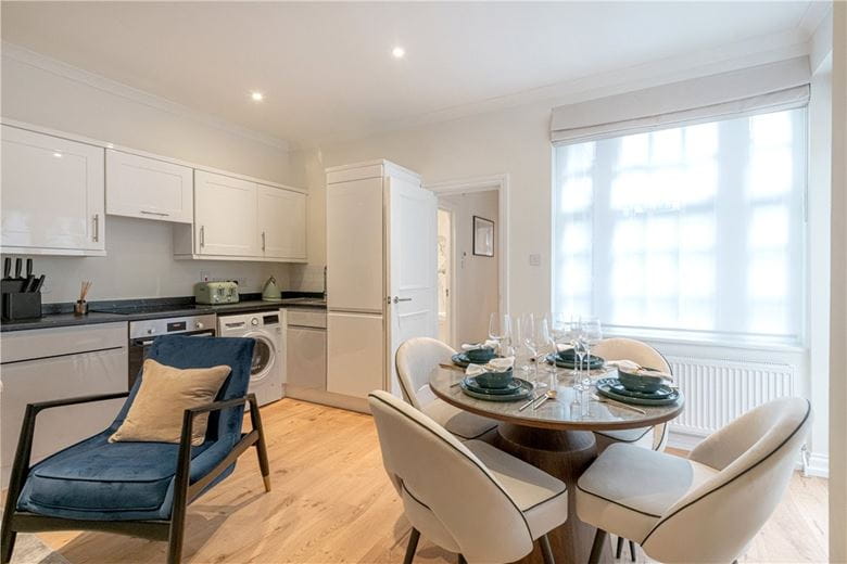 1 bedroom flat, Catherine Place, Westminster SW1E - Available