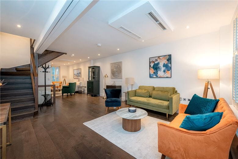 4 bedroom house, Catherine Place, Westminster SW1E - Available