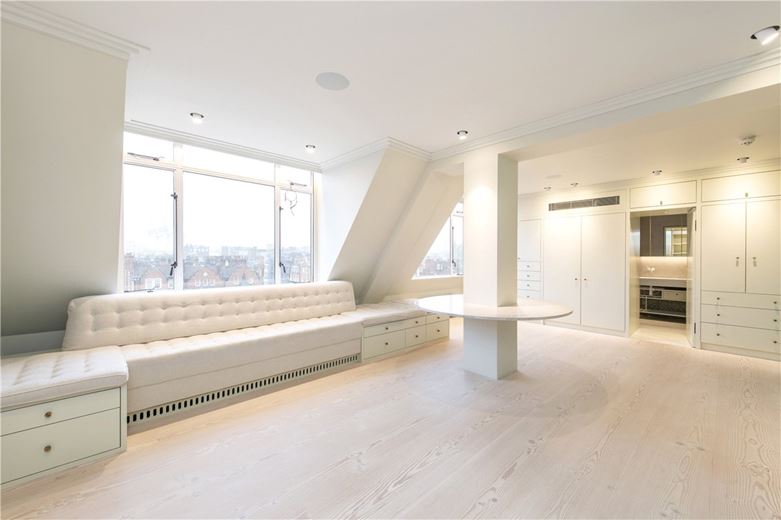 6 bedroom flat, Park Lane, Mayfair W1K - Available