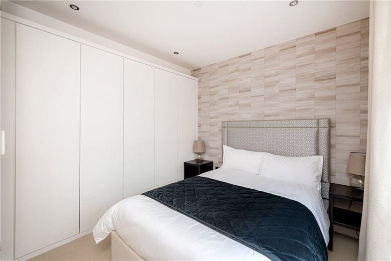 2 bedroom flat, Marsham Street, Westminster SW1P - Available