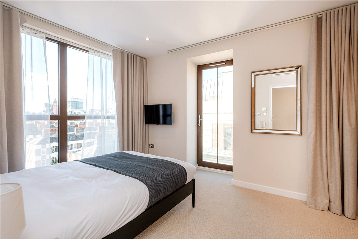 2 bedroom flat, Marsham Street, Westminster SW1P - Available