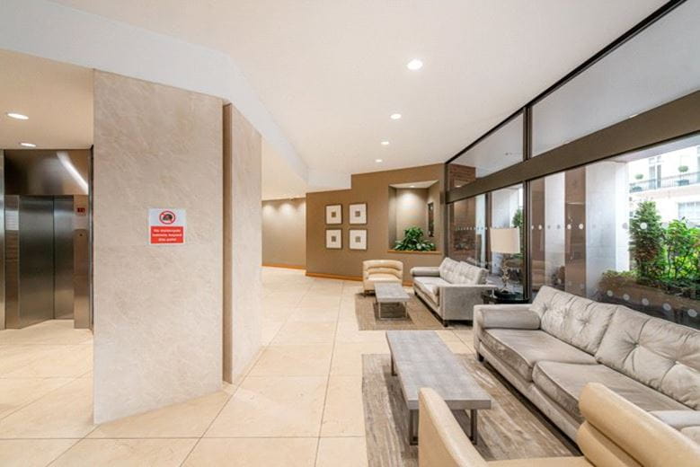 2 bedroom flat, Ebury Street, Belgravia SW1W - Available