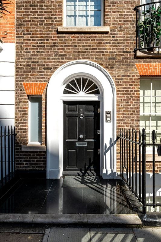 6 bedroom house, Chesterfield Hill, Mayfair W1J - Available