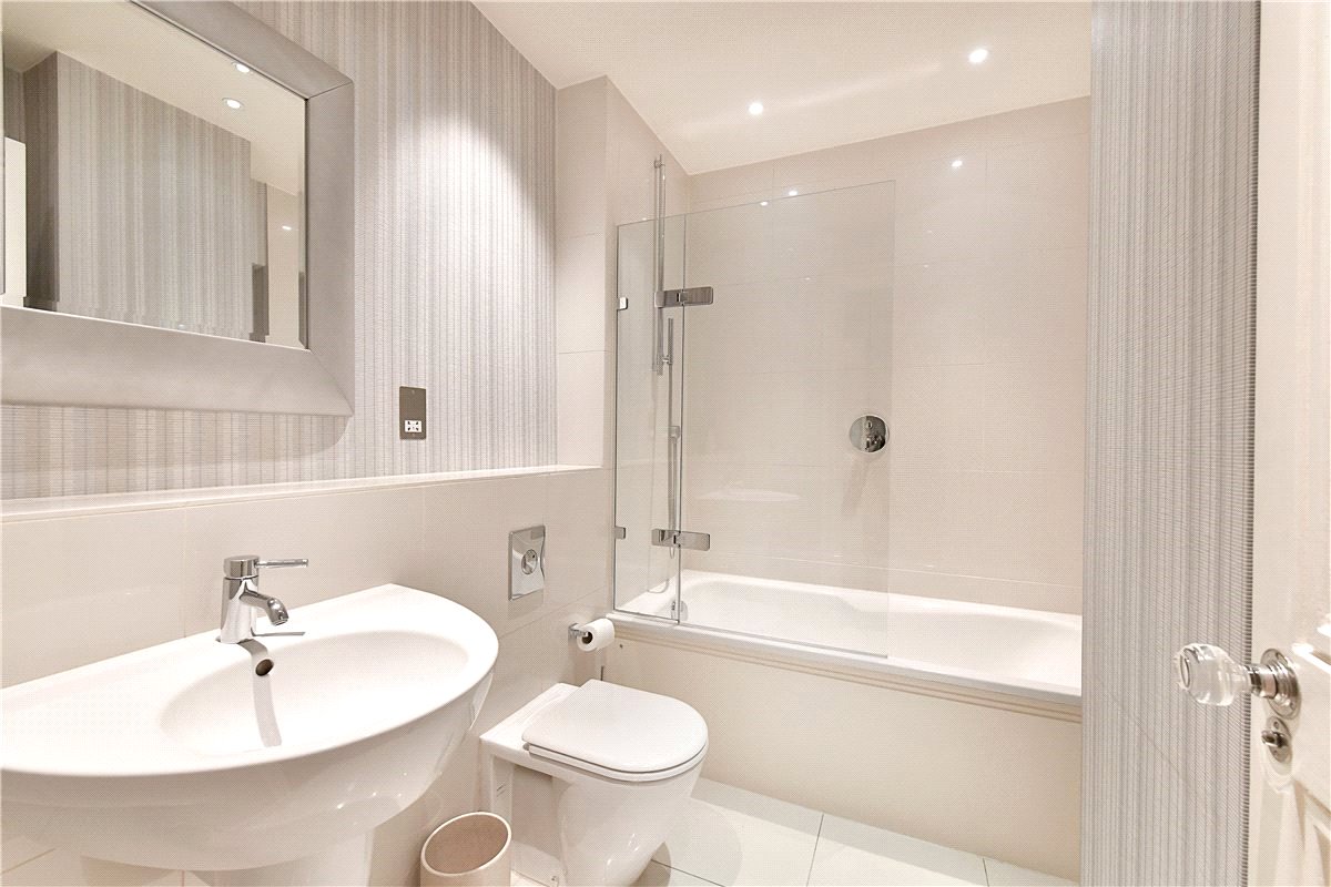 4 bedroom flat, Upper Grosvenor Street, Mayfair W1K - Available