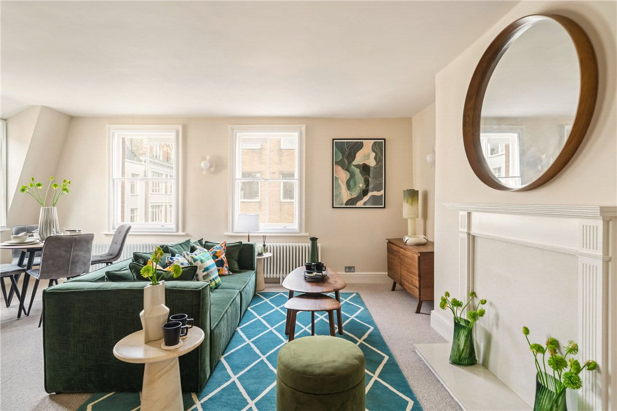 1 bedroom flat, Frith Street, London W1D - Available