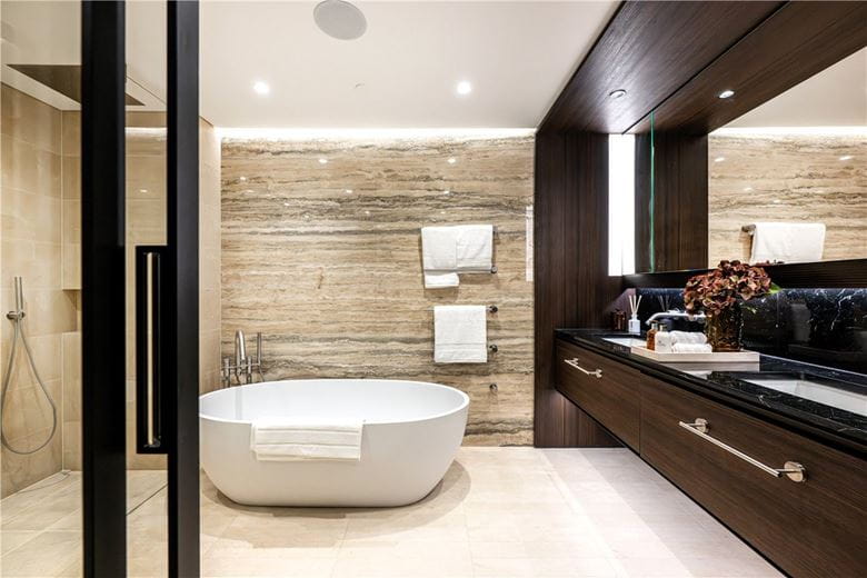 2 bedroom flat, Cork Street, Mayfair W1S - Available