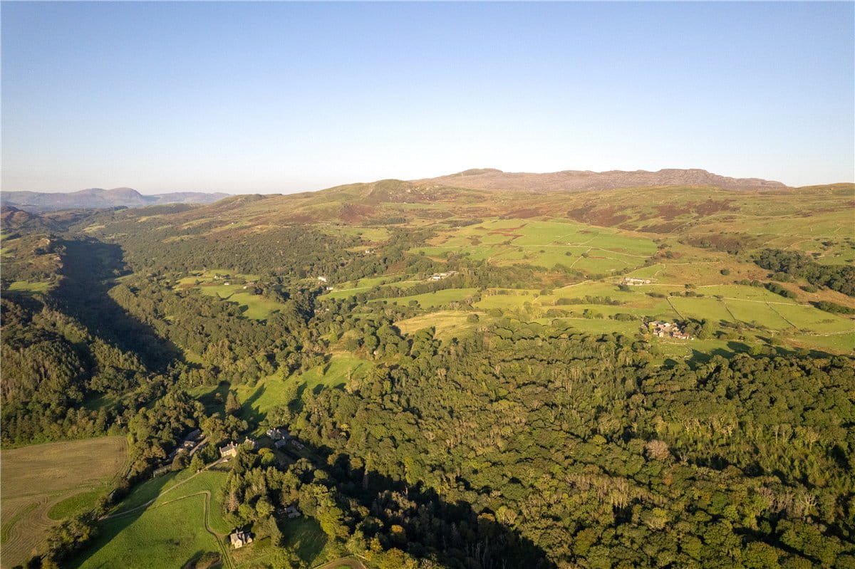 11 bedroom house, Talsarnau, Gwynedd LL47 - Available