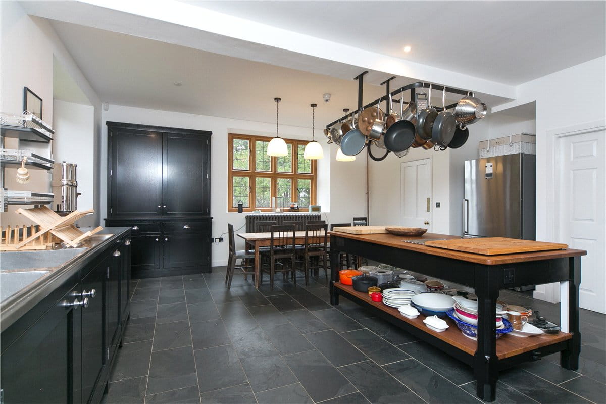 11 bedroom house, Talsarnau, Gwynedd LL47 - Available