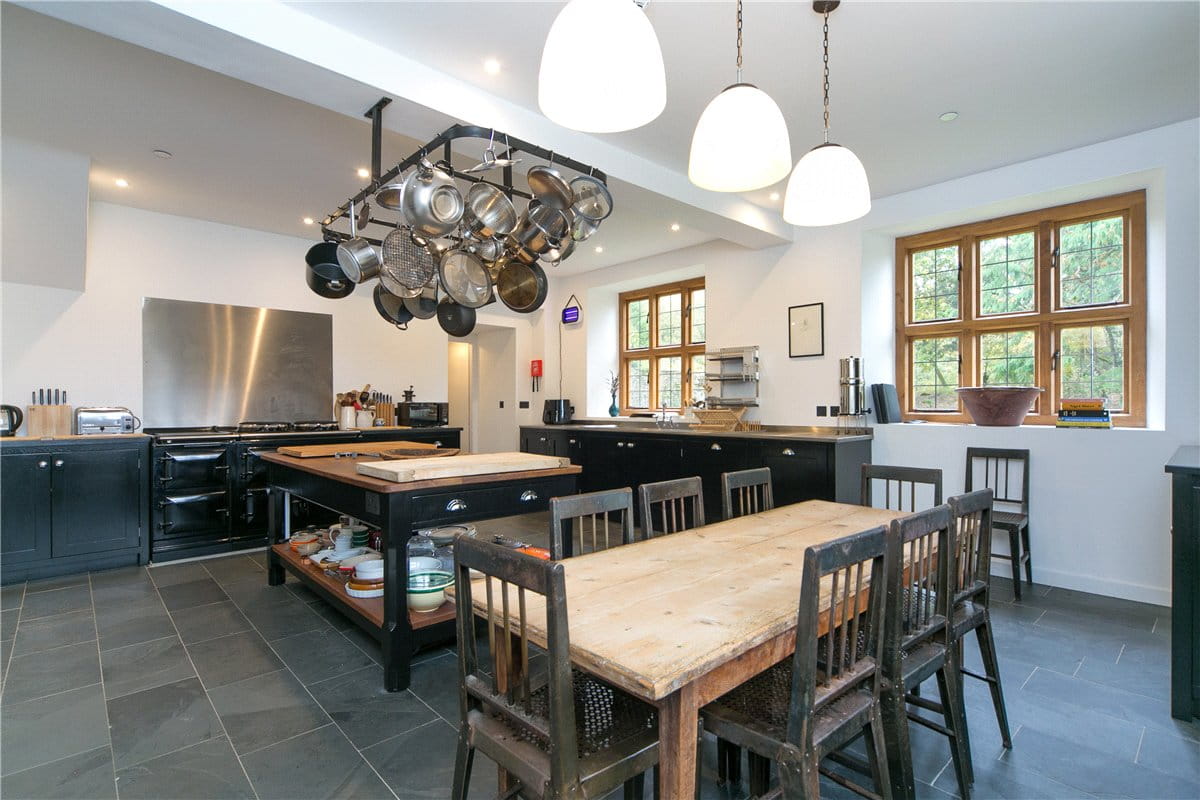 11 bedroom house, Talsarnau, Gwynedd LL47 - Available