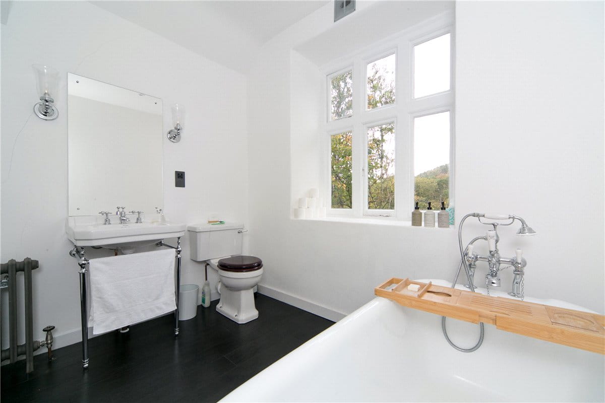 11 bedroom house, Talsarnau, Gwynedd LL47 - Available