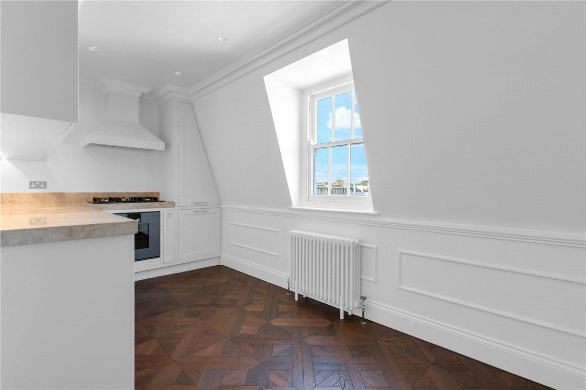 3 bedroom flat, Eaton Place, Belgravia SW1X - Available