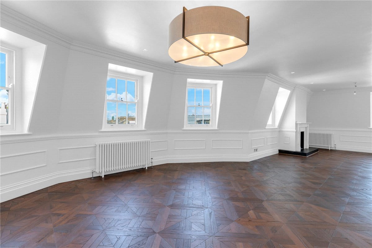 3 bedroom flat, Eaton Place, Belgravia SW1X - Available