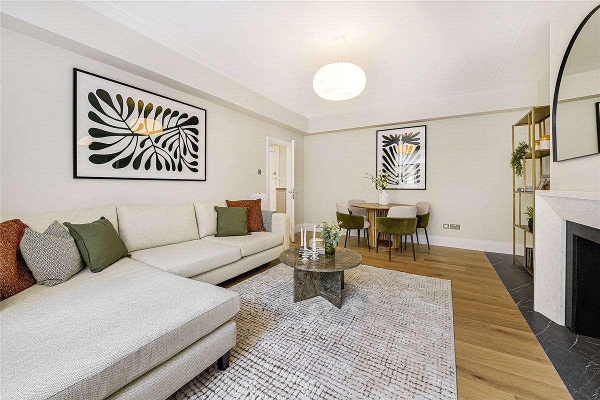 2 bedroom flat, Richmond Court, 200 Sloane Street SW1X - Available