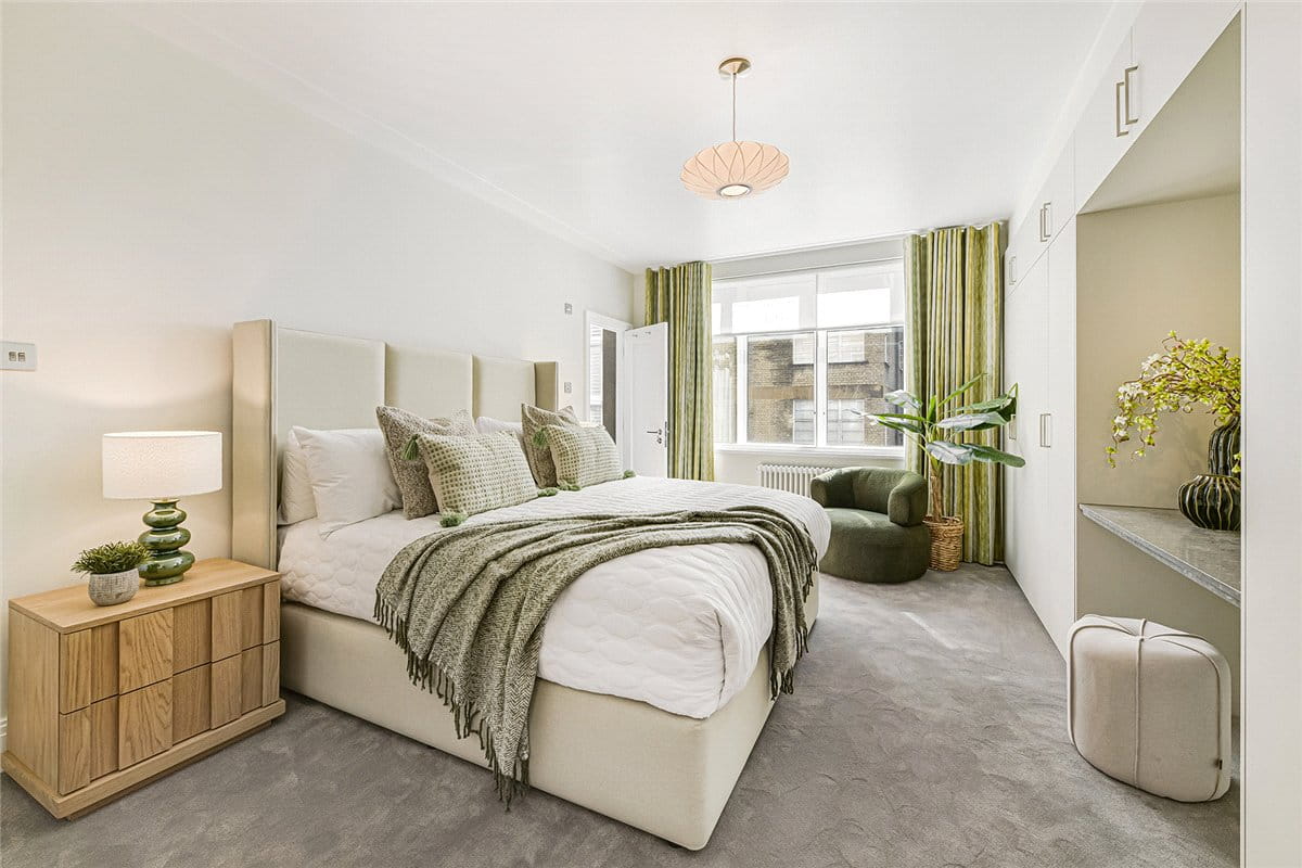 2 bedroom flat, Richmond Court, 200 Sloane Street SW1X - Available