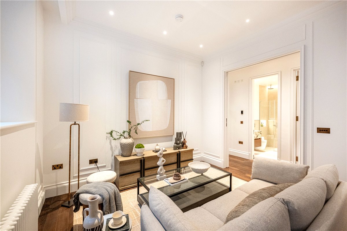 1 bedroom flat, Charles Street, London W1J - Available