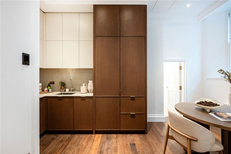 1 bedroom flat, Charles Street, London W1J - Available