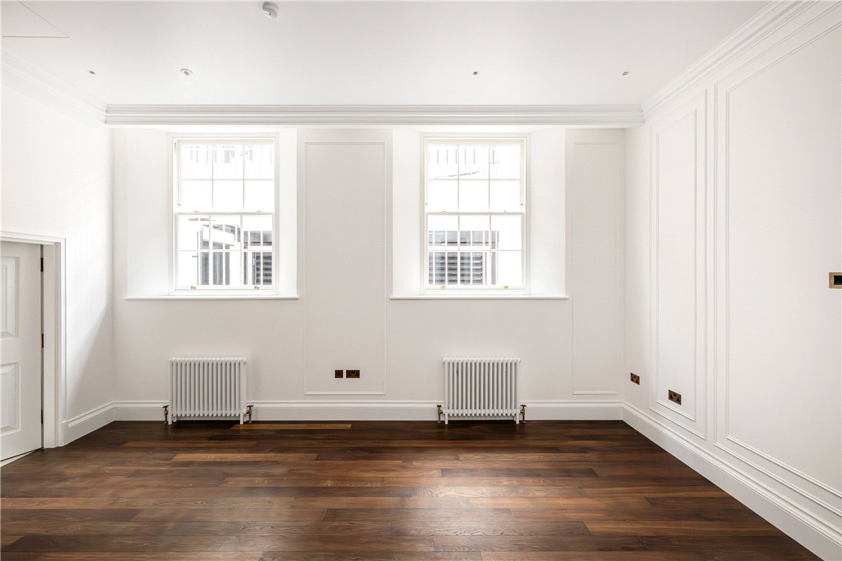 1 bedroom flat, Charles Street, London W1J - Available