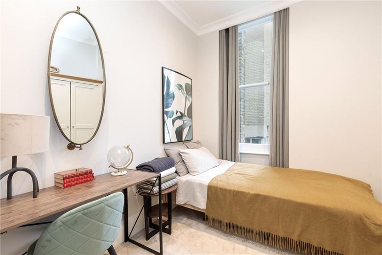 3 bedroom flat, Montagu Mansions, Marylebone W1U - Let Agreed