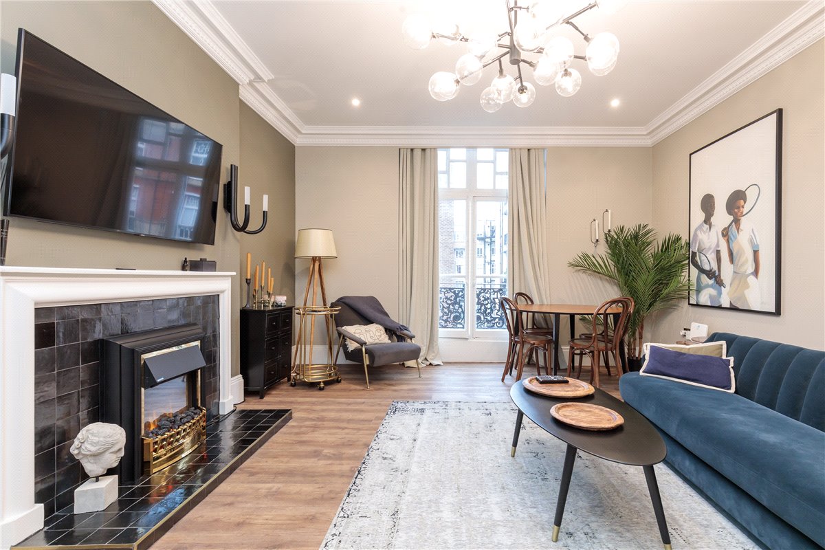 3 bedroom flat, Montagu Mansions, Marylebone W1U - Let Agreed