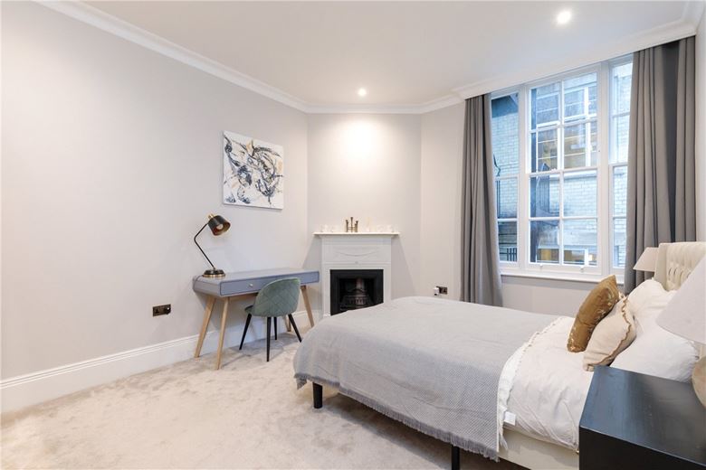 3 bedroom flat, Montagu Mansions, Marylebone W1U - Let Agreed