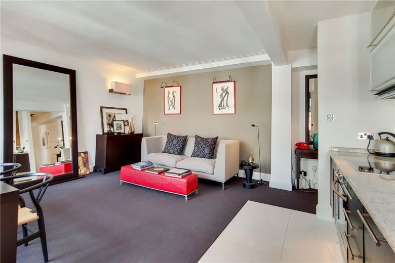 1 bedroom flat, Weymouth Street, Marylebone W1G - Available