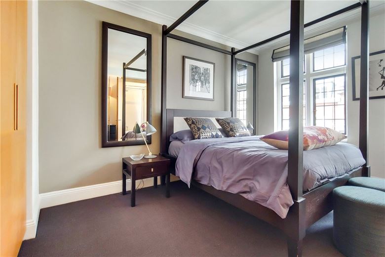 1 bedroom flat, Weymouth Street, Marylebone W1G - Available