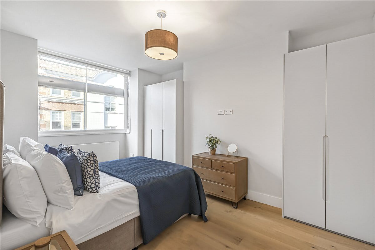 2 bedroom flat, New Cavendish Street, Marylebone W1G - Available
