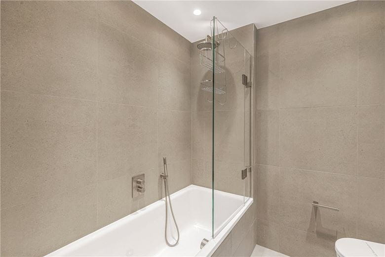 2 bedroom flat, New Cavendish Street, Marylebone W1G - Available