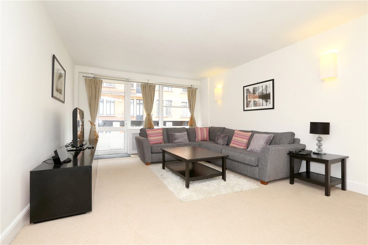 2 bedroom flat, Weymouth Street, Marylebone W1W - Available