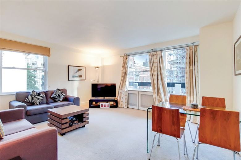 3 bedroom flat, Weymouth Street, Marylebone W1W - Available