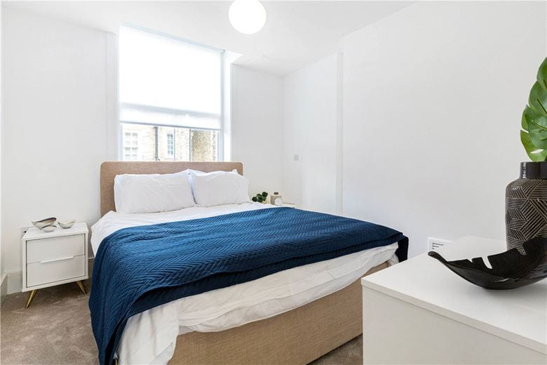 1 bedroom flat, New Cavendish Street, Marylebone W1G - Available