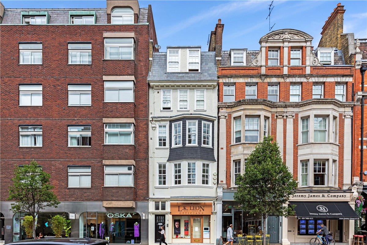 1 bedroom flat, New Cavendish Street, Marylebone W1G - Available