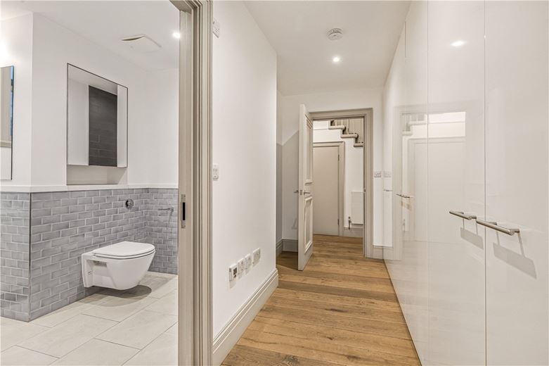 2 bedroom flat, Devonshire Street, Marylebone W1W - Available