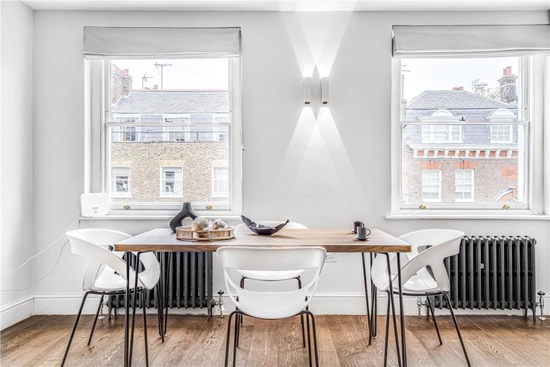 2 bedroom flat, Upper Wimpole Street, London W1G - Let Agreed