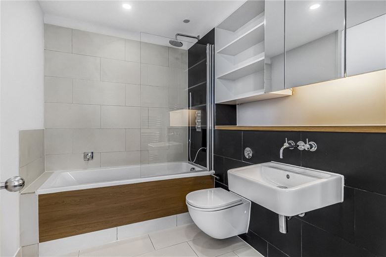 4 bedroom house, Cavendish Mews South, Marylebone W1W - Available