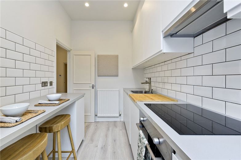 1 bedroom flat, Nottingham Place, London W1U - Available