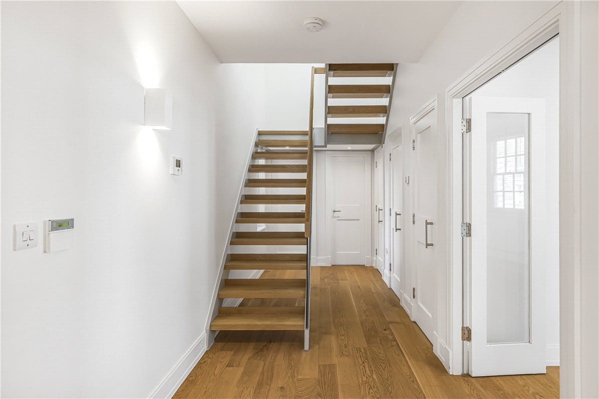 3 bedroom flat, Devonshire Street, Marylebone W1G - Available
