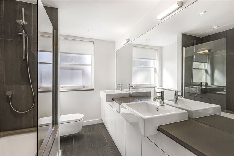 3 bedroom flat, Devonshire Street, Marylebone W1G - Available